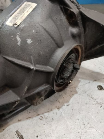 Mercedes-Benz / E-Class / Редуктор задний