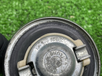 Mercedes-Benz / 190e / Крышка лючка бензобака