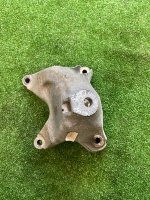 Volkswagen / Touareg / Опора двигателя