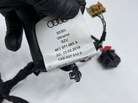 Audi / A7 / Проводка центральной консоли