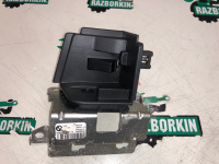 BMW / X5 / Кронштейн задней шторки