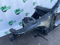 BMW / 7-Series / Лонжерон