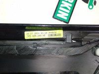 Porsche / Cayenne / Стекло заднего крыла