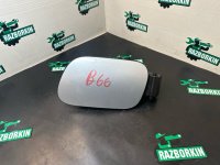 Volkswagen / Touareg / Лючок топливного бака