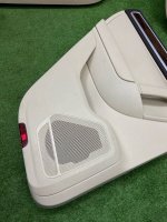 Volkswagen / Touareg / Комплект обшивок двери