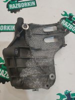 BMW / X5 / Кронштейн компрессора кондиционера
