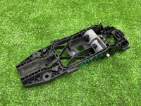 Volkswagen / Touareg / Кронштейн ручки двери