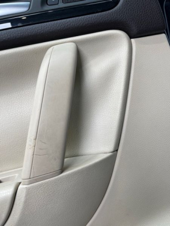 Volkswagen / Touareg / Дверь боковая
