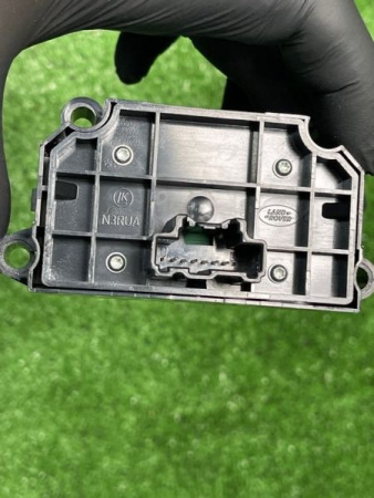 Land Rover / Range Rover Sport / Кнопка стояночного тормоза