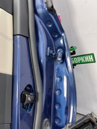 BMW / 3-Series / Дверь боковая