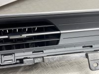 Audi / A6 / Дефлектор обдува салона