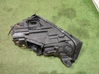 Audi / Q5 / Фара