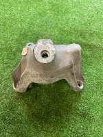 Volkswagen / Touareg / Опора двигателя