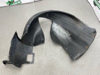 BMW / ALPINA B10 / Подкрылок