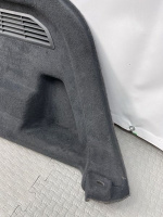 Audi / Q8 / Обшивка багажника