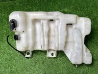 BMW / ALPINA B10 / Бачок омывателя