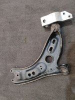 Volkswagen / Tiguan / Рычаг подвески