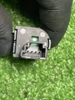 JEEP / Grand Cherokee SRT-8 / Кнопка бензобака