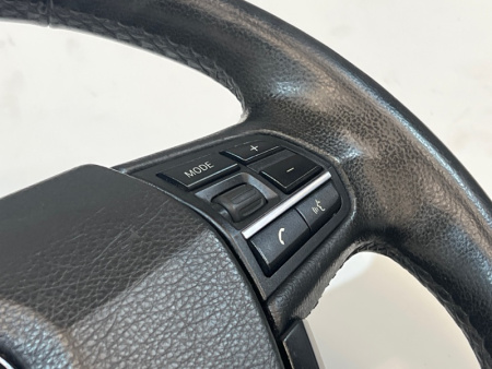 BMW / 5-Series / Руль