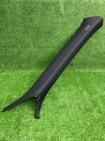 Porsche / Cayenne / Накладка стойки