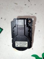 Citroen / c-crosser / Сервопривод заслонок печки
