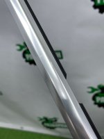 Audi / Q8 / Молдинг стекла