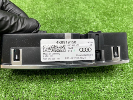 Audi / A6 / Блок климата