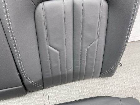 Audi / A6 / Комплект сидений