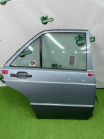 Mercedes-Benz / 190e / Дверь боковая