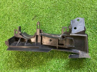 Audi / Q7 / Кронштейн