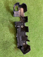 Chevrolet / Tahoe / Декоративная крышка двигателя