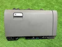 Porsche / Cayenne / Бардачок