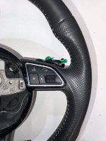 Audi / A6 AVANT / Руль