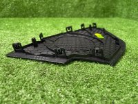 Audi / A6 / Накладка динамика