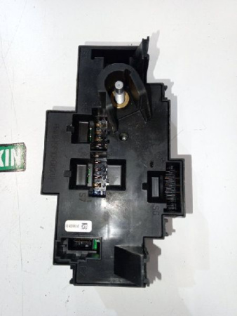 Mercedes-Benz / GLC 250d 4-matic / Блок предохранителей