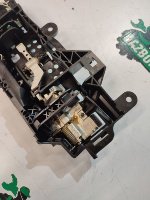 Audi / A5 / Кронштейн ручки двери