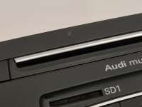 Audi / Q3 / Магнитола