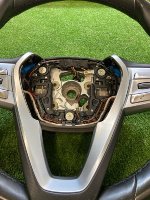 BMW / 7-Series / Руль