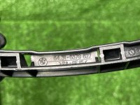 BMW / ALPINA B10 / Крепление воздухозаборника