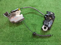 Audi / A5 / Замок двери комплект