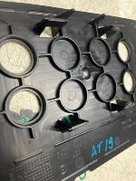 Volkswagen / Touareg / Накладка подлокотника