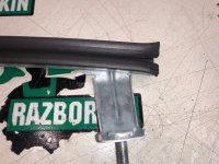 Ford / EXPLORER / Направляющая стекла двери