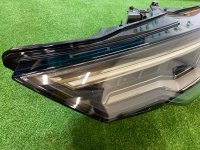 Audi / A6 / Фара