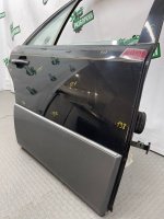 Mercedes-Benz / E-Class / Дверь боковая