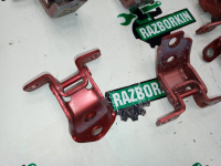 Mazda / 6 / Петля двери