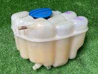 Volkswagen / Touareg / Бачок расширительный