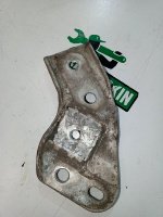 Mercedes-Benz / GLC 250d 4-matic / Кронштейн