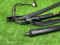 Volkswagen / Touareg / привод крышки багажника