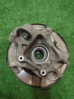 Audi / Q5 / Кулак поворотный