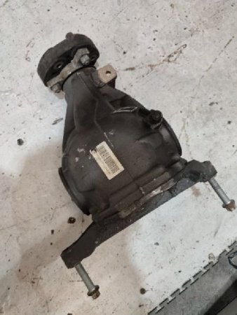 Mercedes-Benz / E-Class / Редуктор задний